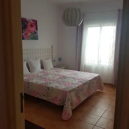 Mar Apartment *