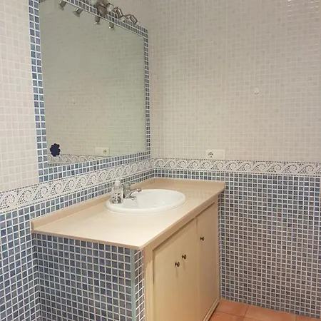 Mar Apartment *